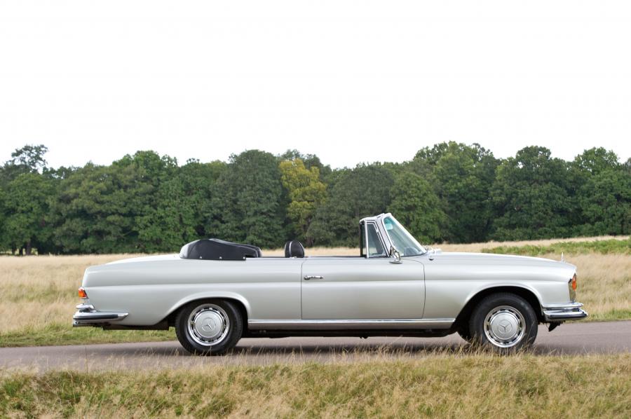 Mercedes-Benz 280 SE 3.5 Cabriolet 1970 года  (фото 13 из 19)